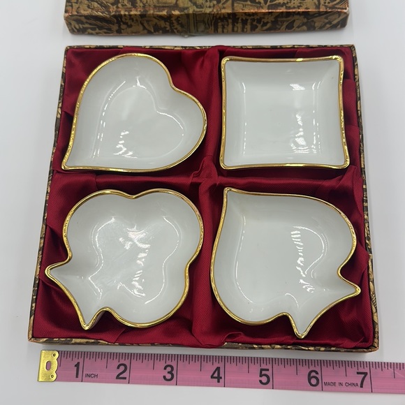 4 Vintage Limoges France Playing Cards King Queen Ace Jack Trinket Dishes - Picture 9 of 17